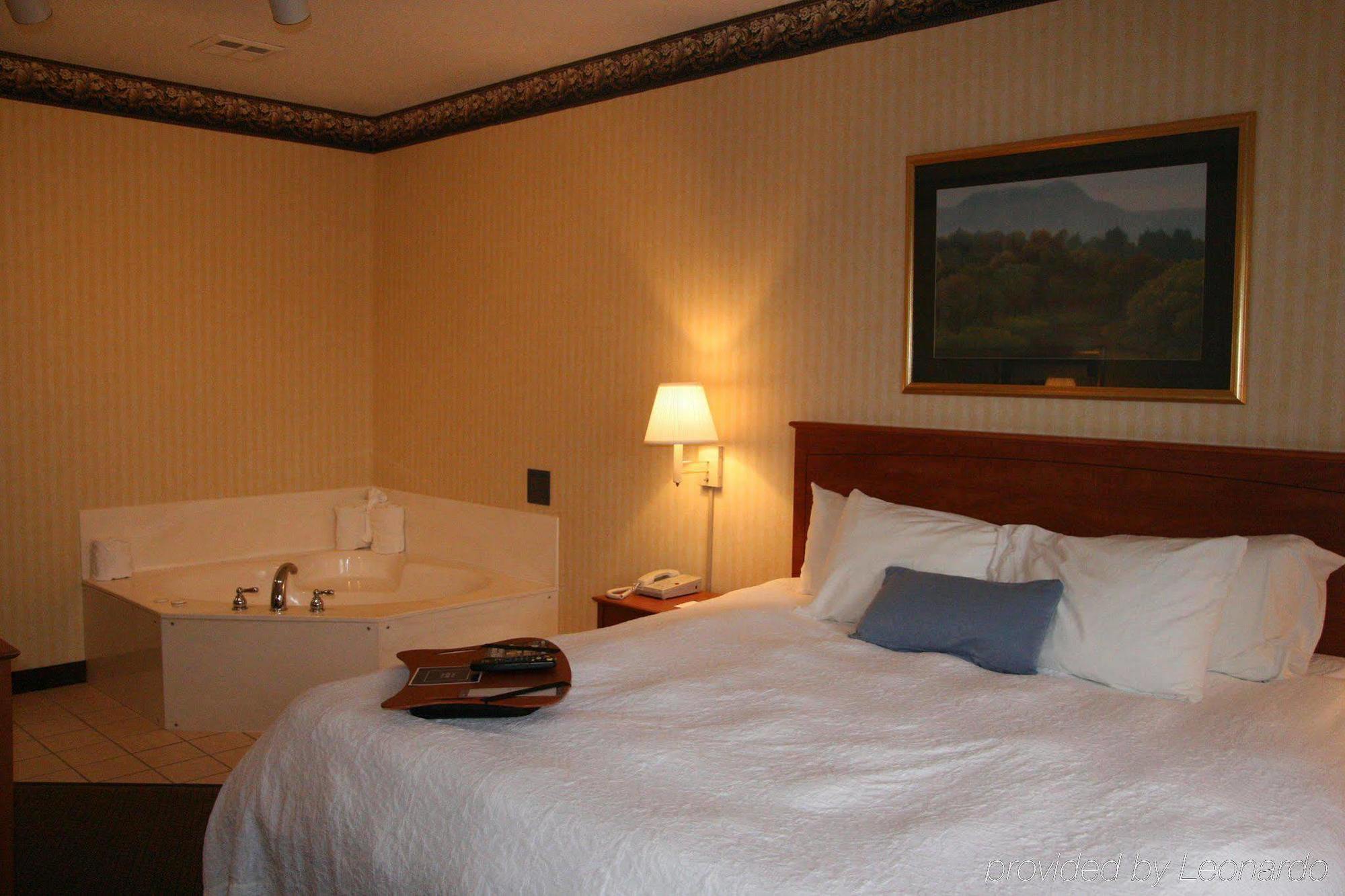 Hampton Inn Laporte La Porte Δωμάτιο φωτογραφία